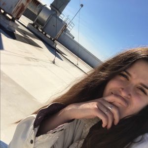 Meet your Posher, Megan